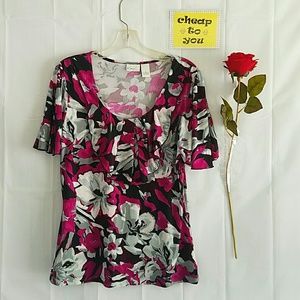 KIM ROGERS TOP. SIZE MEDIUM